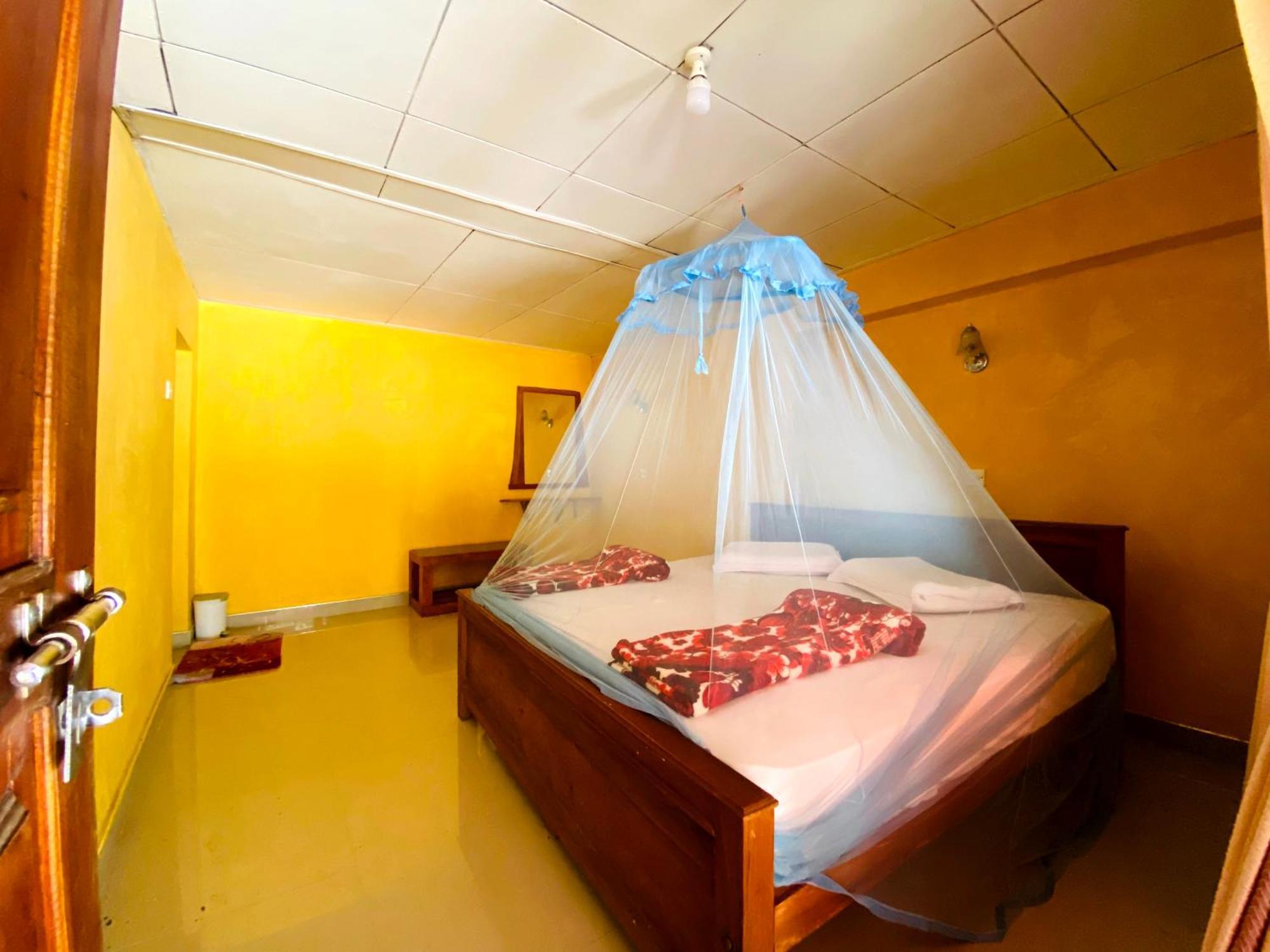 Omi Relax Inn Ella Bagian luar foto